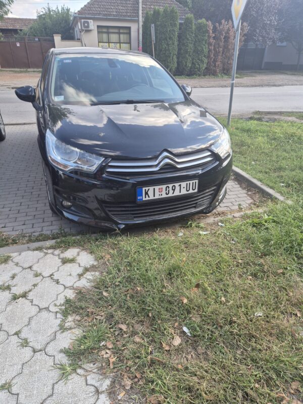 Citroen C4 - Слика 3